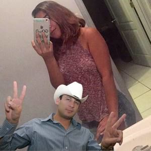 Meet your Posher, Roxana